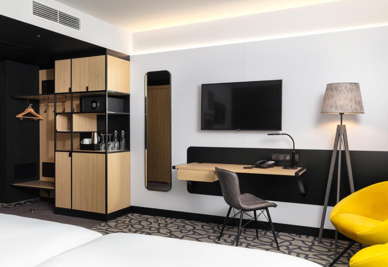 Mercure Warszawa Ursus Station Bagian luar foto