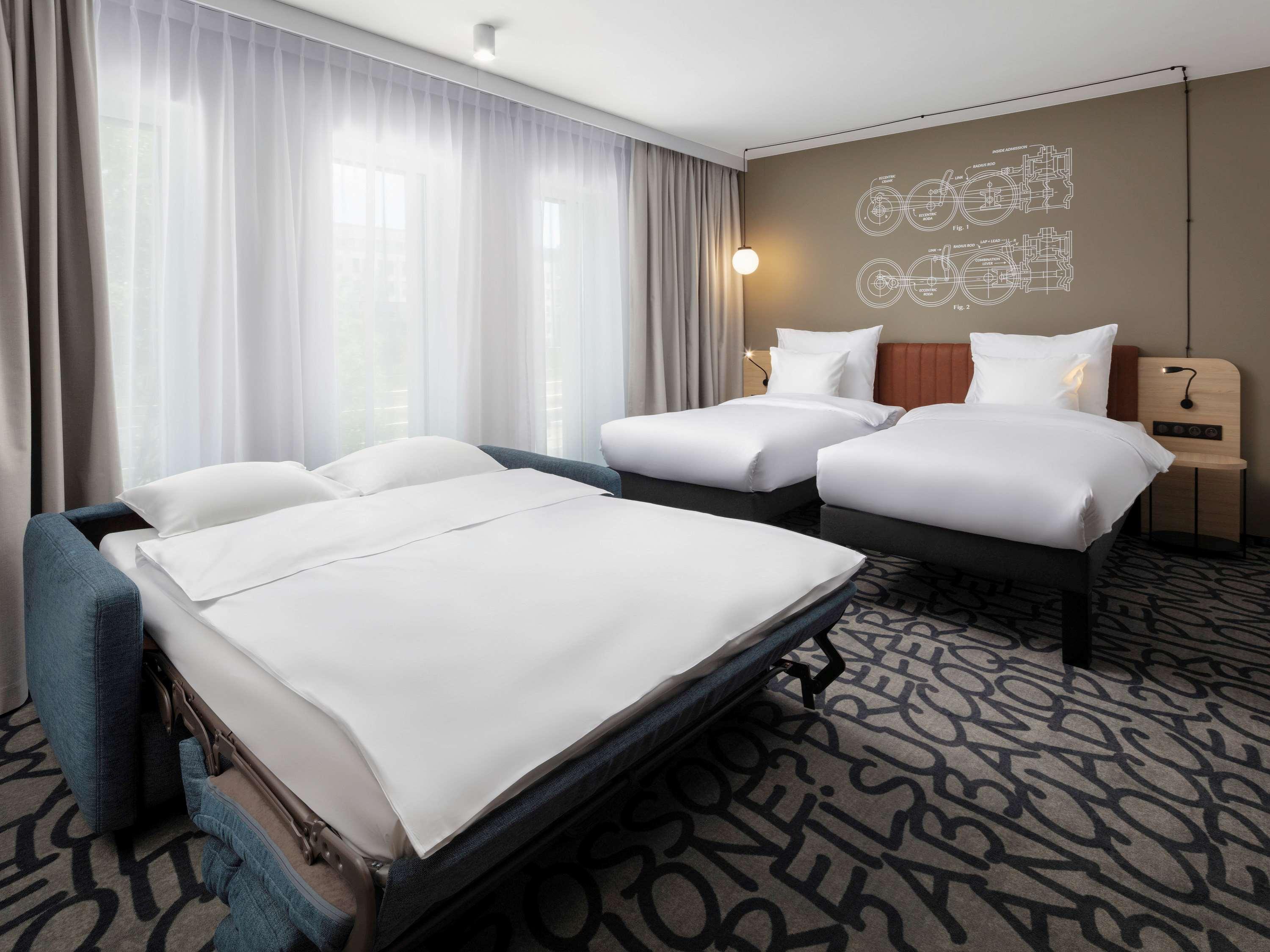 Mercure Warszawa Ursus Station Bagian luar foto