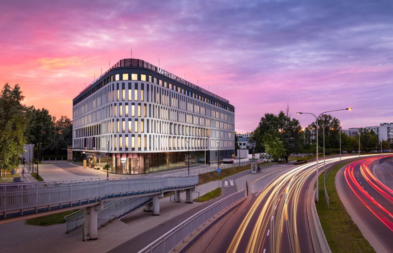 Mercure Warszawa Ursus Station Bagian luar foto