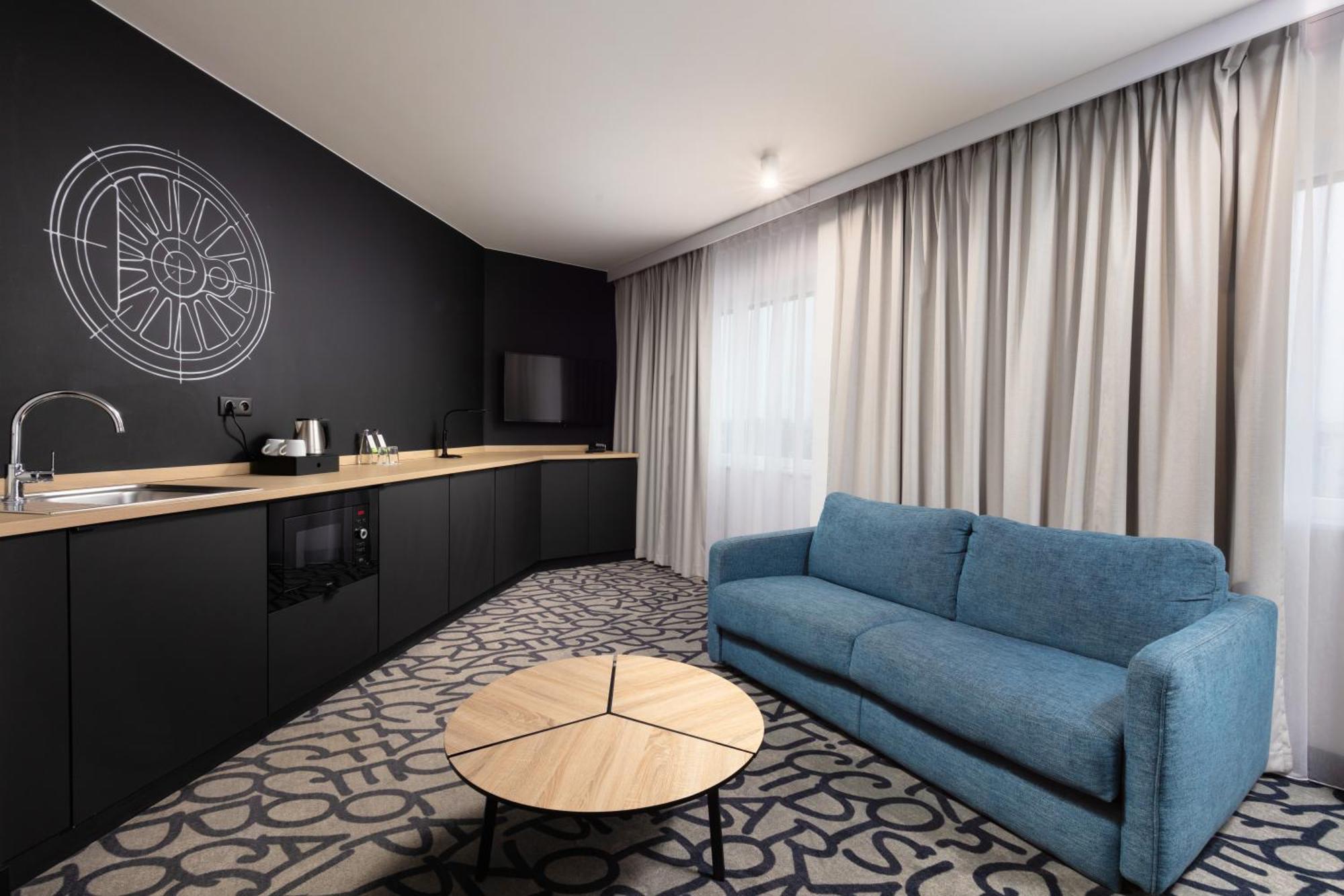 Mercure Warszawa Ursus Station Bagian luar foto
