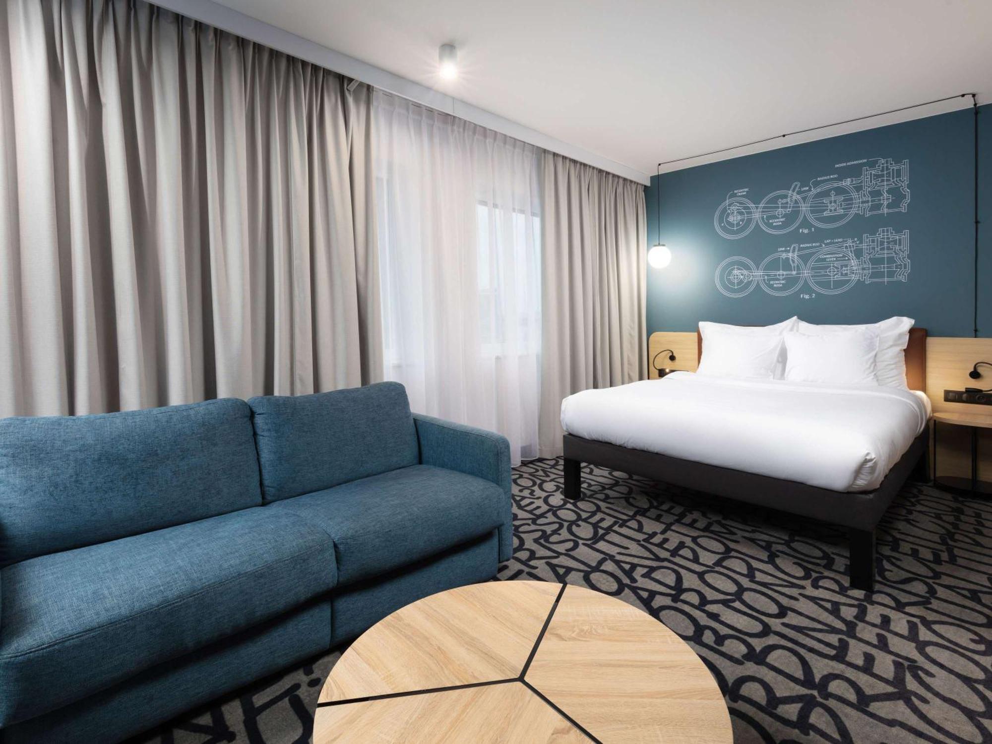 Mercure Warszawa Ursus Station Bagian luar foto